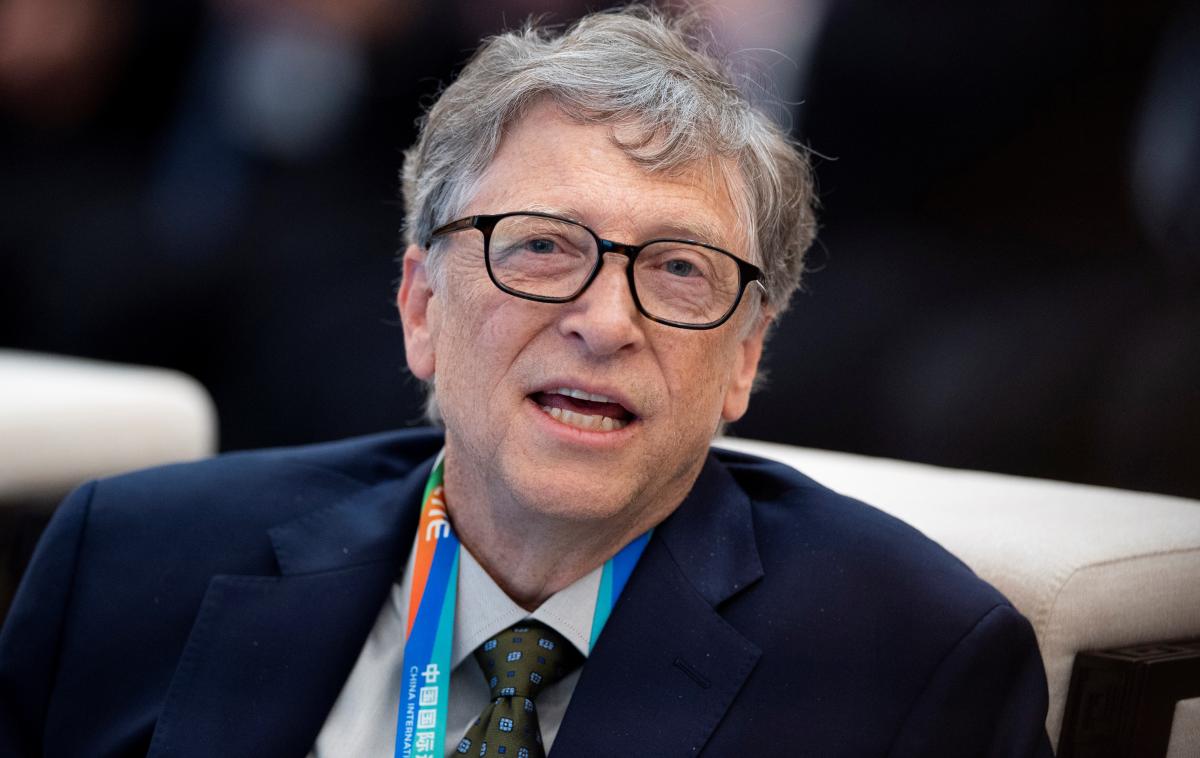 Bill Gates | Premoženje Billa Gatesa je danes vredno okrog 97 milijard evrov, kar ga postavlja na drugo mesto seznama najbogatejših Zemljanov, za Jeffa Bezosa, ustanovitelja spletnega trgovca Amazon. Vprašanje je, ali bi Bezos kdaj prilezel do prvega mesta, če bi imel Gates v svojem portfelju ob Windowsih za osebne računalnike tudi uspešno platformo za pametne telefone. | Foto Reuters
