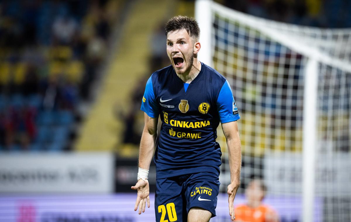 NK Celje Sabah Nikita Josifov | Nikita Josifov je Celjane popeljal v vodstvo v 10. minuti tekme v Ostravi.- | Foto Jure Banfi