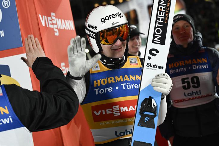 Domen Prevc je na Finskem proslavljal že jubilejne 40. stopničke na tekmah svetovnega pokala. | Foto: Guliverimage