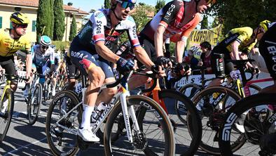 Roglič znova skrivnosten glede svoje prihodnosti #video