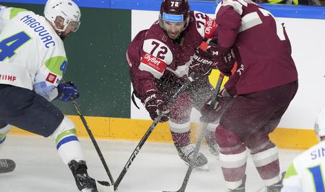 Slovenski hokejisti ostajajo brez zmage