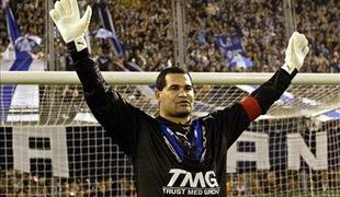 Chilavert napadel menedžerja (video)