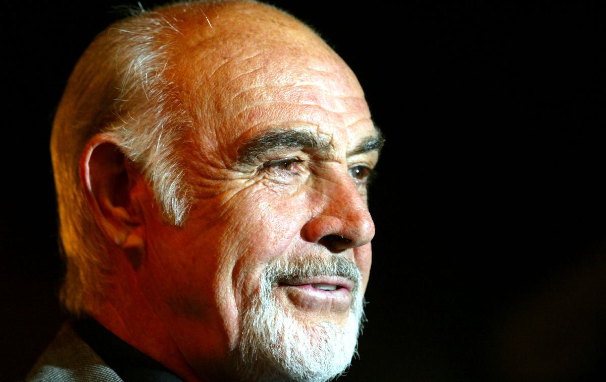 Sean Connery | Sean Connery je bil cenjen tudi izven filmskega sveta. Britanska kraljica mu je leta 2000 podelila viteški naziv, leto prej pa ga je ameriška revija People oklicala za "najbolj seksi moškega stoletja". Več britanskih publikacij ga je v letih pred smrtjo večkrat izbralo tudi za največjega še živečega Škota.  | Foto Reuters