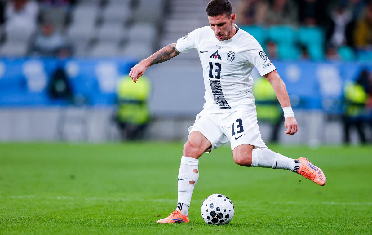 slovenska nogometna reprezentanca Erik Janža | "Vemo, kaj hočemo, imamo pripravljenih več načinov, kako premagati Kosovo, seveda pa bo nekaj odvisno tudi od tekmecev," pravi Erik Janža. | Foto Aleš Fevžer