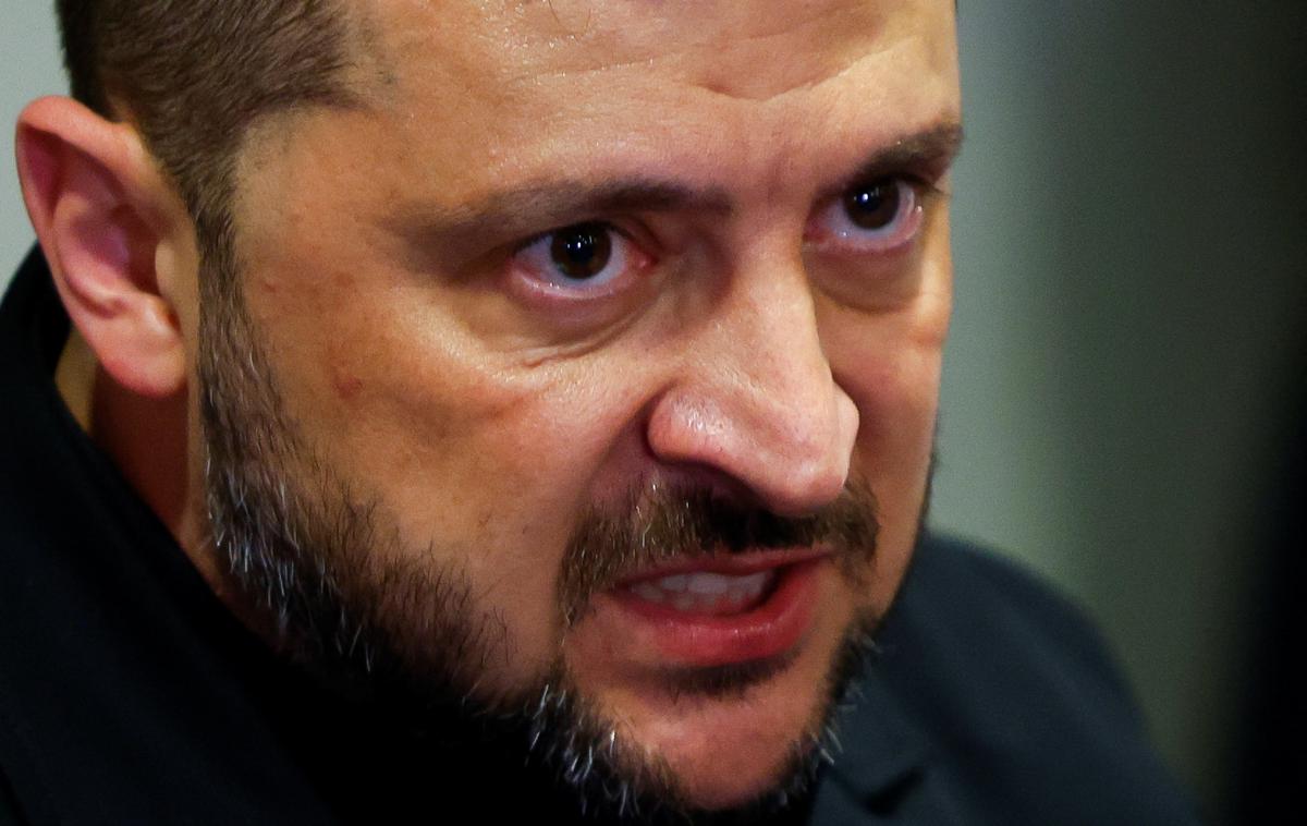 Volodimir Zelenski, Ukrajina | Rusija je po navedbah ukrajinskih zračnih sil ponoči izstrelila 109 dronov in tri balistične rakete iskander. Protizračna obramba je prestregla 73 dronov, vojska pa je potrdila napade na 21 različnih lokacijah po državi, poroča nemška tiskovna agencija dpa. | Foto Reuters