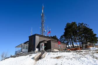 Opozorilo pohodnikom na Slavnik: več vlomov v vozila