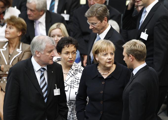 Horst Seehofer, Angela Merkel in Christian Lindner leta 2010 v pogovoru ob izbiranju predsednika države v nemškem bundesratu. Bo ta trojica letos jeseni sestavljala novo vlado? | Foto: Reuters