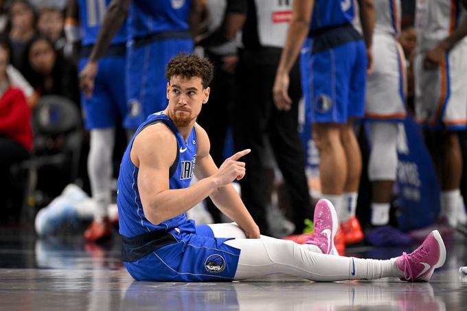 Dwight Powell je staknil poškodbo kolka. | Foto: Reuters