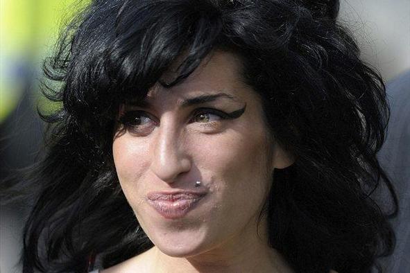 Camdenska upravna enota odobrila kip Amy Winehouse