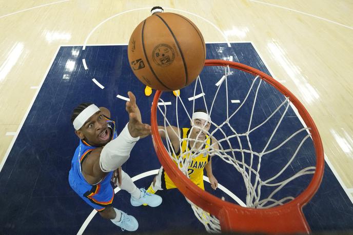 Shai Gilgeous Alexander | Shai Gilgeous Alexander je zablestel v zadnji četrtini srečanja v Indianapolisu in popeljal OKC do še kako dragocene zmage. | Foto Reuters