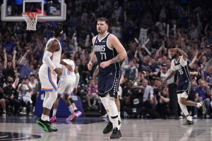 Luka Dončić se trenutno z Dallasom bori za konferenčni finale. | Foto: Guliverimage