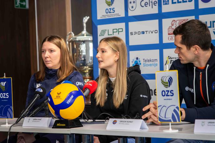 pokal Slovenije | V finalu pokala se bodo v soboto pomerile Novogoričanke in Mariborčanke. | Foto OZS