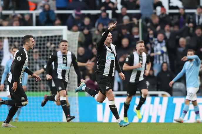 Jonjo Shelvey Newcastle | Arabci želijo kupiti Newcastle United, a je prišlo do zapleta. | Foto Reuters