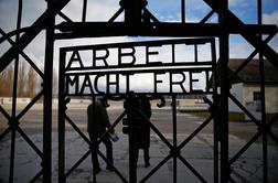 Iz koncentracijskega taborišča Dachau tatovi ukradli zgodovinska vrata