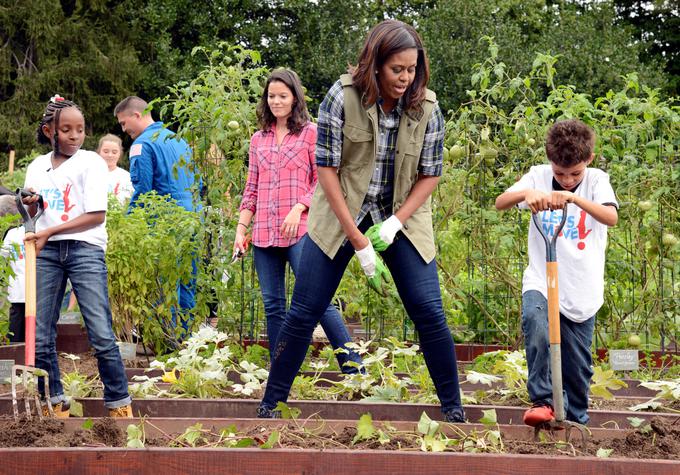 Michelle je zagotovila 2,5 milijona dolarjev (2,2 milijona evrov) sredstev dobrodelnih organizacij za vzdrževanje vrta po njenem odhodu. | Foto: Reuters