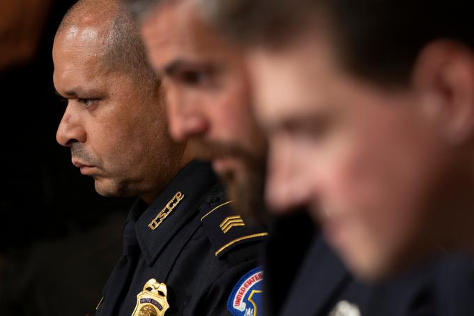 Zaslišanje policistov po napadu na ameriški kongres  | Foto: Reuters