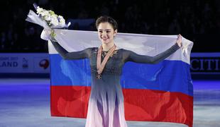 Rusinji Medvedjevi še drugi naslov svetovne prvakinje