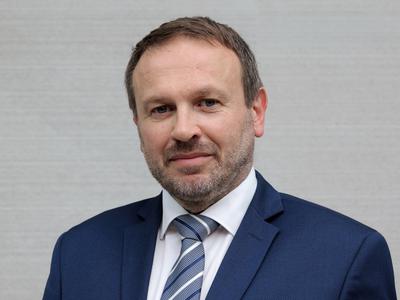 Za predstavnika narodnih skupnosti izvoljena dosedanja poslanca Ziza in Horvath