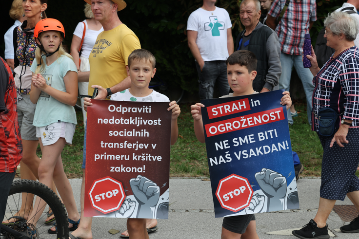 Shod proti romskemu nasilju. | Foto: Bojan Puhek