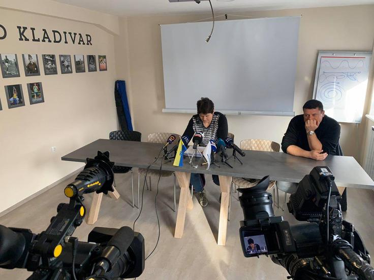 Ratejeva je na novinarski konferenci 10. marca predstavila svoj primer. | Foto: Matej Krže/Planet TV