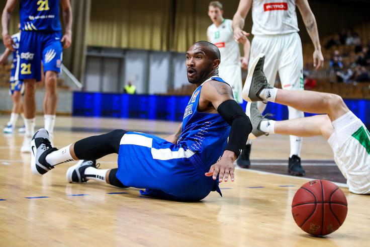 Lance Harris je dvignil sidro. | Foto: Vid Ponikvar