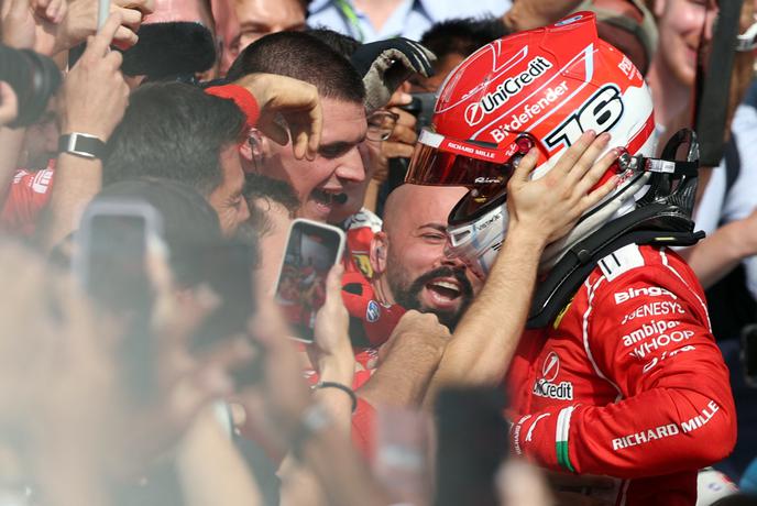 Panika Antonellija, Ferrari po nesreči Verstappna zapravil dvojno zmago