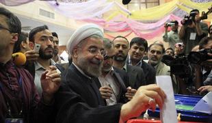 V Iranu zmagal reformist Rohani