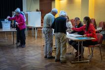 Glasovanje na zakonodajnem referendumu o Zakonu o dodatku k pokojnini za izjemne dosežke na področju umetnosti