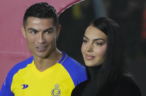 Cristiano in Georgina sta si vzela nekaj dni oddiha brez otrok #foto