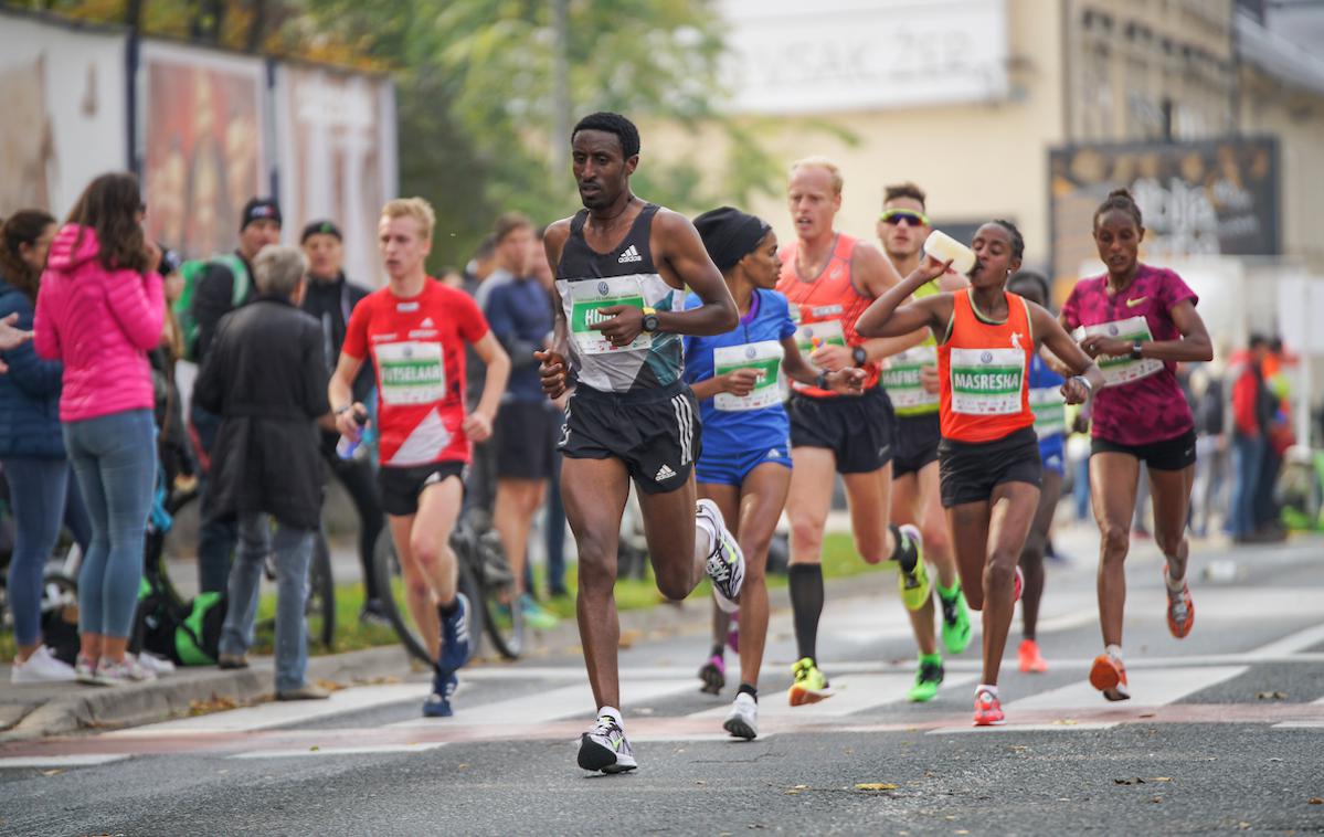 Ljubljanski maraton 2017 | V Trstu so se odločili, da afriškim tekačem ne dovolijo udeležbe na tekmovanju, ki bo v tem mestu potekalo petega maja. | Foto Damjan Končar