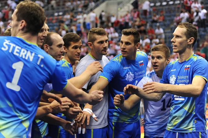 Slovenci so v pretekli sezoni zmagali v drugem razredu svetovne odbojke, FIVB pa je ustanovila novo tekmovanje in pozabila na Slovenijo. | Foto: Sportida