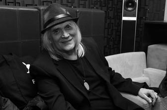 Umrl je Bora Đorđević, frontman Riblje čorbe