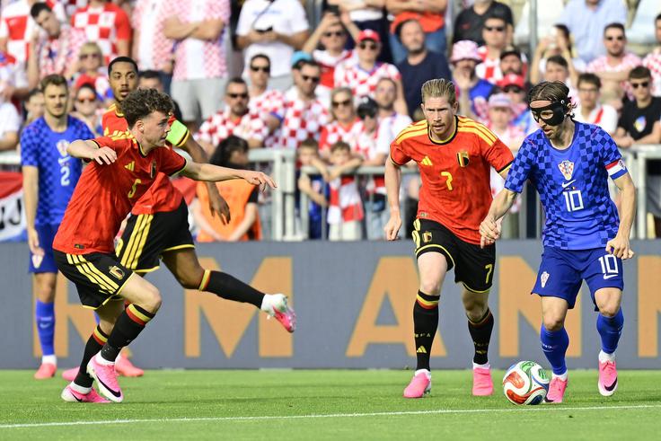 Luka Modrić je proti Belgijcem nastopil z zaščitno masko. | Foto: Guliverimage