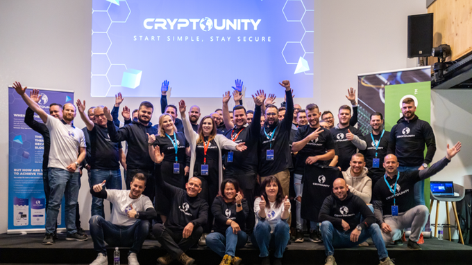 Inovativna slovenska ekipa CryptoUnity, ki je v zadnjih letih pomagala vstopiti na trg kriptovalut že mnogim. | Foto: CU d. o. o.