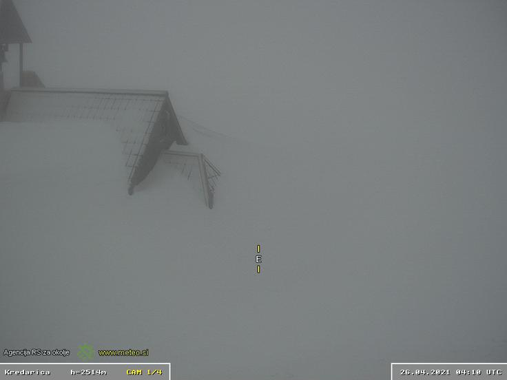 Kredarica ob 4. uri zjutraj | Foto: Arso/meteo.si