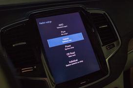 Volvo XC90 T8
