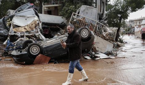Huda ura nad Grčijo