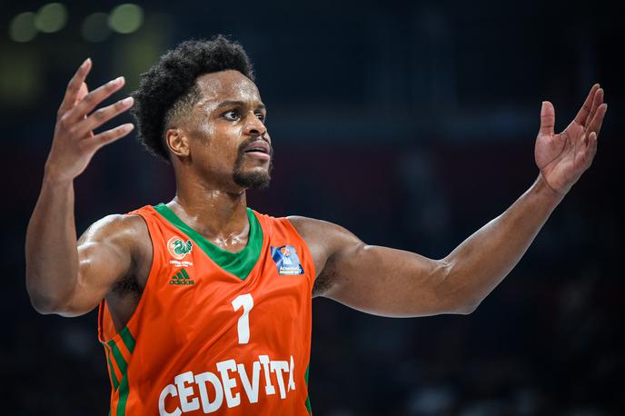 Cedevita Olimpija Yogi Ferrell | Yogi Ferrell je dal v prvih treh četrtinah le tri točke. | Foto Partizan Mozzart Bet/Dragana Stjepanović