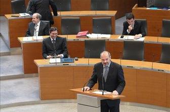Državni zbor o ukrepih zoper krizo