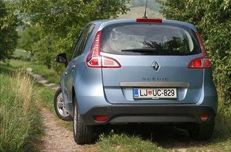 Renault megane grandtour in scenic