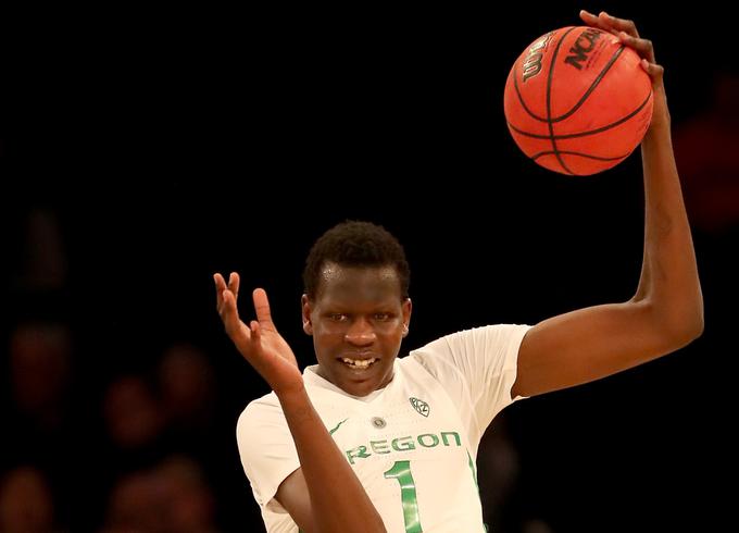 Bol Bol v dresu Oregona | Foto: Getty Images