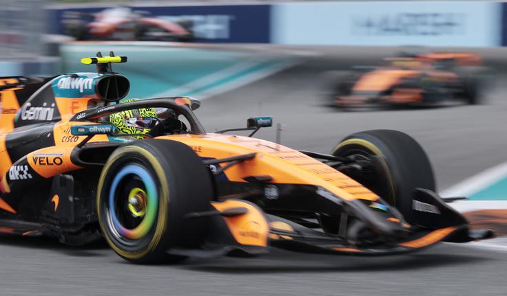 Lando Norris je vodil od štarta do cilja. | Foto: Reuters