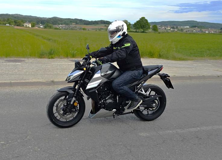 Honda CB750 Hornet E-Clutch | Foto: Žan Jalšovec