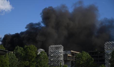 Zagreb v plamenih, gasilci ne morejo do izvora požara #video #foto