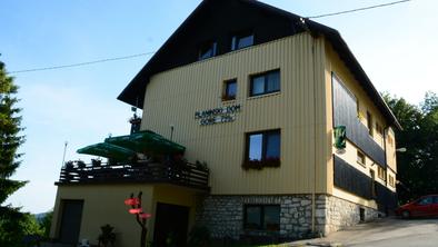 Planinski dom v Gorah (762 m)