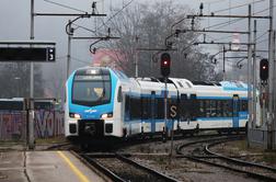 Novi Stadlerjev vlak v Ljubljano pripeljal prve potnike #video