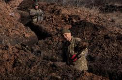 Ukrajina se pripravlja na protiofenzivo v Bahmutu