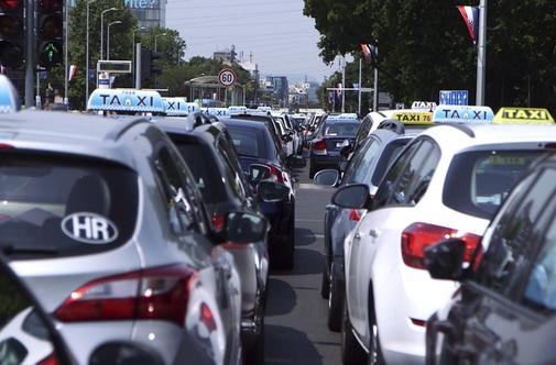Previdno, če na Hrvaškem naročite taksi