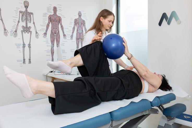 Medicofit_bolečina v križu med hojo_fizioterapija | Foto: Medicofit