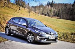 Renault megane v osveženi podobi že na slovenskih cestah